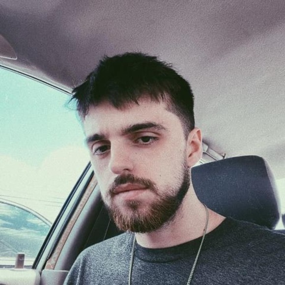 Meet your Posher, Josh - Picture 1 of 1